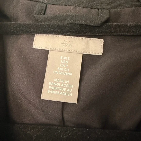 H&M Black Single-Button Blazer - Picture 2 of 2